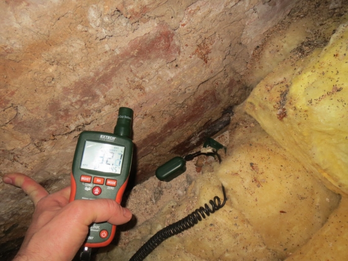 Mineral wool blocking evaporation